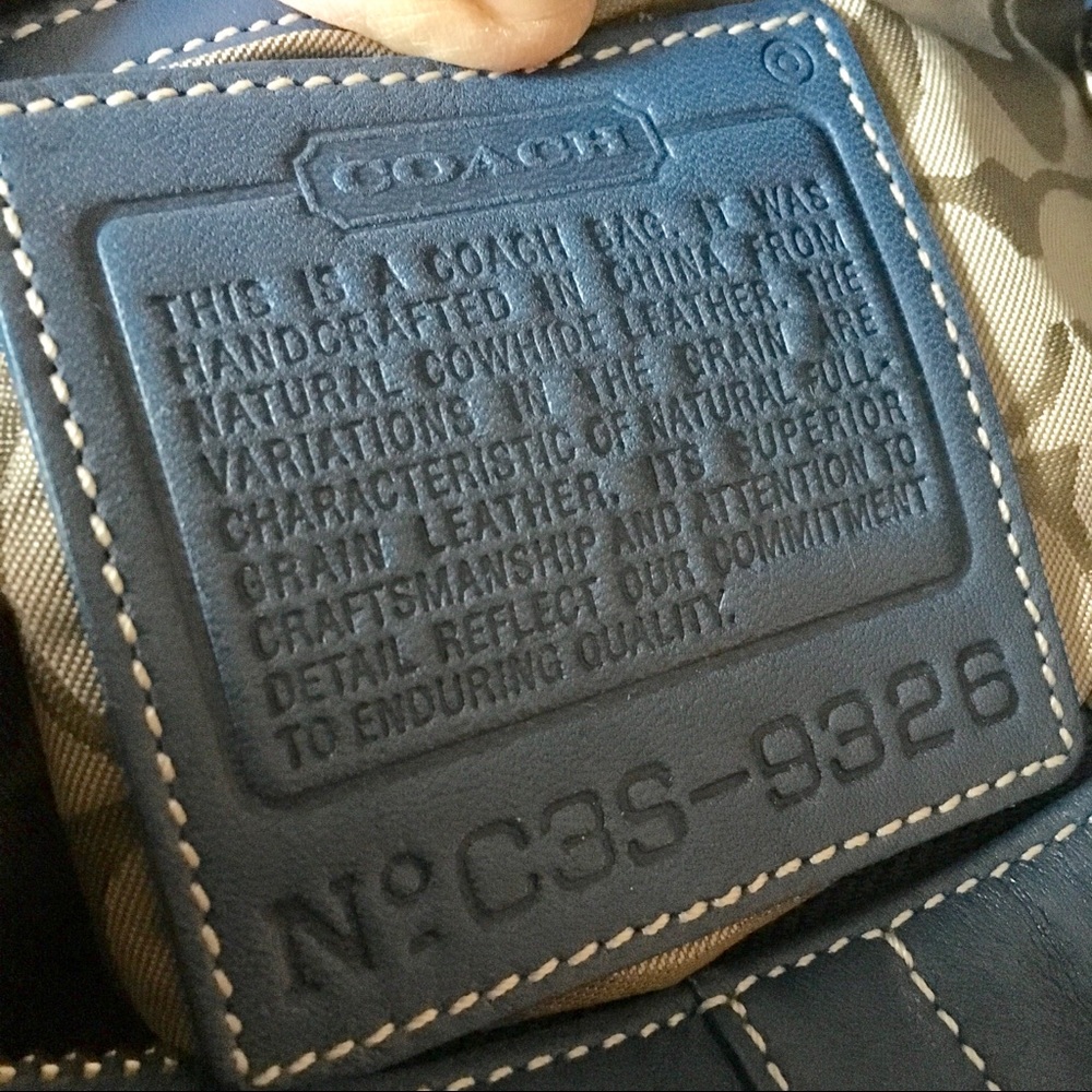 Coach Medium Blue Leather Shoulder Bag - Picture 7 of 8